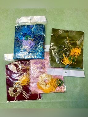 Silk Drawstring Jewelry Pouch Set - Multicolor